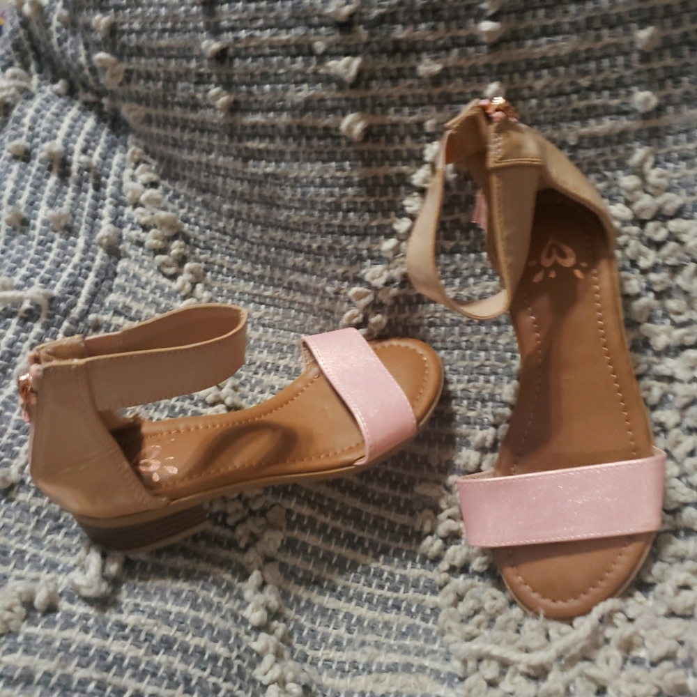 Justice heels
